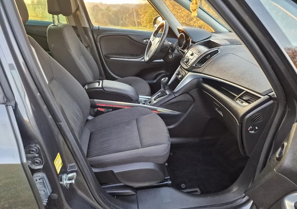 Opel Zafira cena 32900 przebieg: 129161, rok produkcji 2011 z Solec Kujawski małe 407